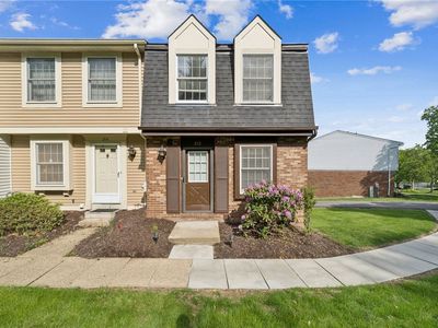 212 Shadowlawn Cir