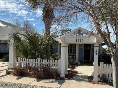 8714 Greenwich Ct #14