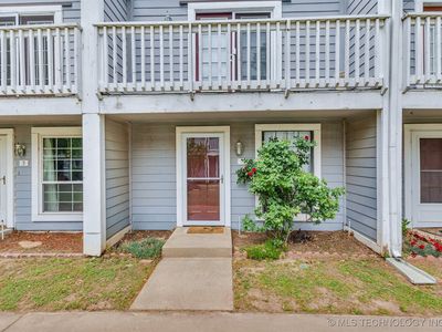 1037 E 57th Pl UNIT 4