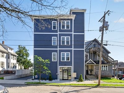 222 Arlington St #2B