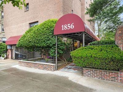 1856 Beacon St APT 2D