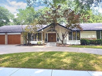 10229 Hemlock Dr