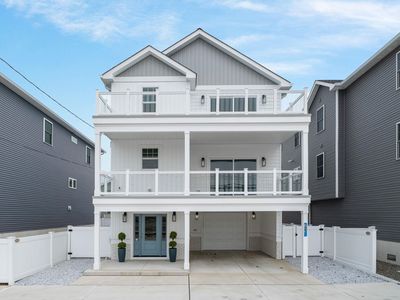 723 W Spruce Ave