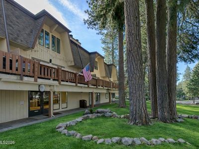 120 Country Club Dr #3