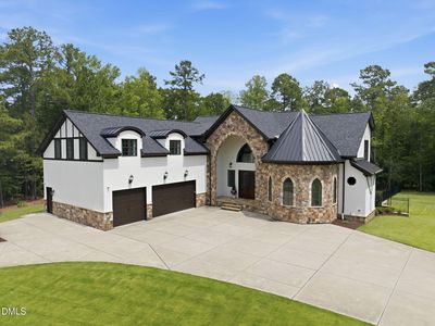222 American Ct