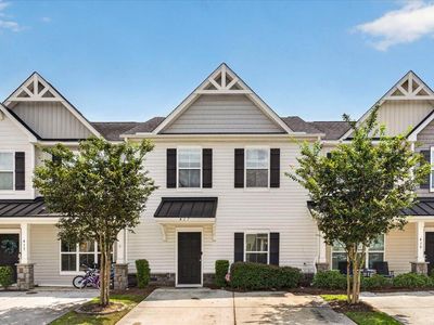 417 Viceroy Ln