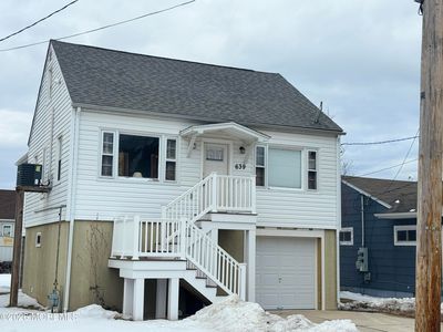 639 E Bayview Avenue