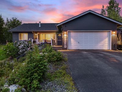8600 E Greenwich Cir