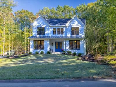 2329 Lakeshore Dr
