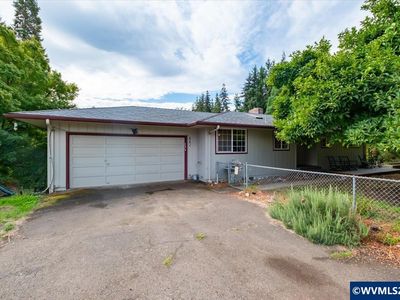 662 West Thornton Lake Dr NW