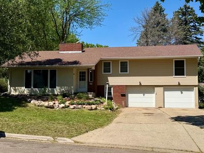 Property at 406 Olander St, Worthington, MN