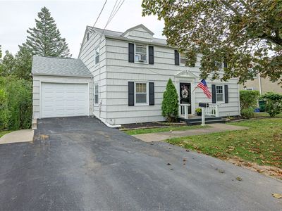 50 Hillside Dr