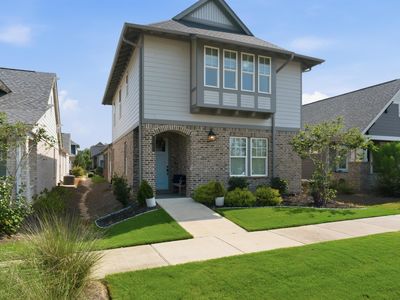 1210 Lillian Ter