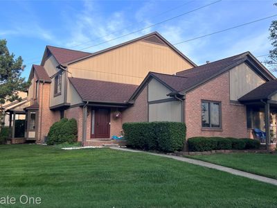 66 Meadow Wood Dr
