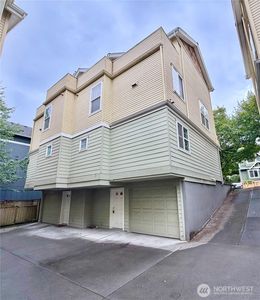 Property at 9216 Stone Ave N #B, Seattle, WA