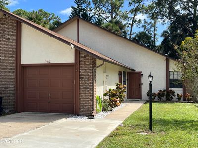 962 Stonybrook Cir