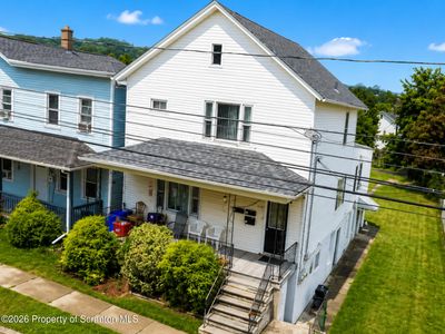618 Maple St
