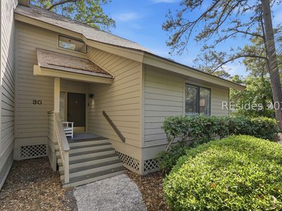 25 Carnoustie Rd APT 30