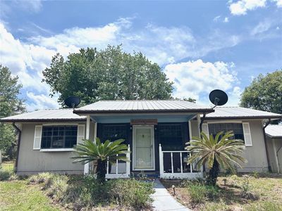 Property at 333 Riviera Dr, Crescent City, FL