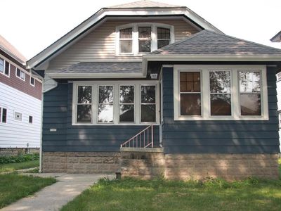 3167 N 44th STREET