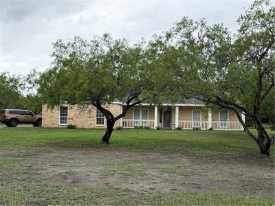 5758 Grand Lake Cir