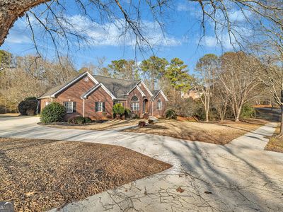 1064 Crown River Pkwy