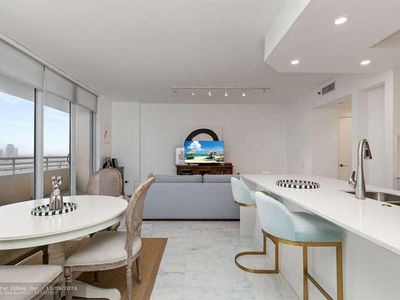 808 Brickell Key Dr UNIT 2703