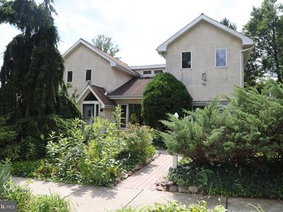 1775 Euclid Ave