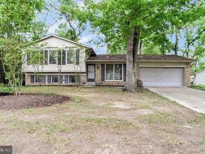 2266 Easton Ct