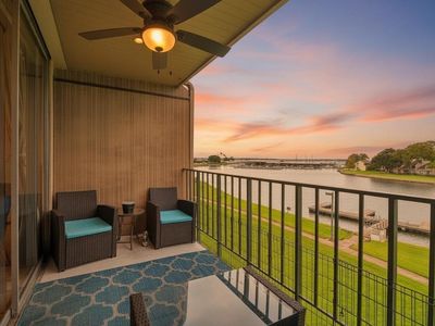 12600 Melville Dr APT 328B