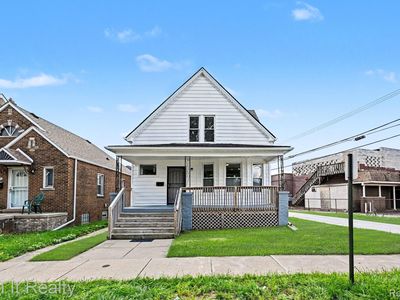 44 Maple St