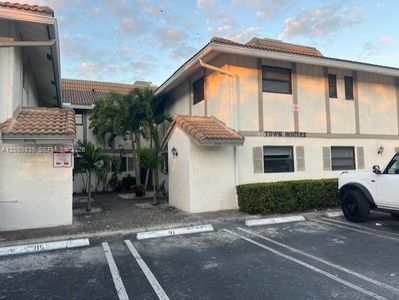 10789 Royal Palm Blvd #4