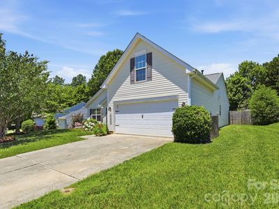 144 Golden Valley Dr