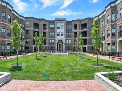920 Veterans Way #304