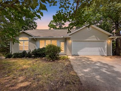 8 Cloud Dr