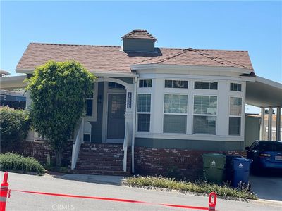 15455 Glenoaks Blvd