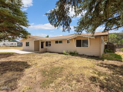1117 Stockmens Rd