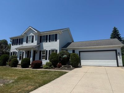 2908 Woodview Dr
