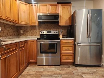 80 Stanton St APT 36