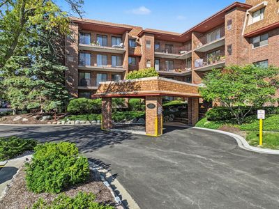 101 Old Oak Dr APT 215