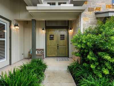 3200-5 Pinnacle Club Dr
