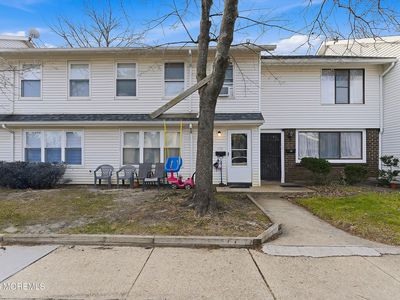 172 Williamsburg Lane