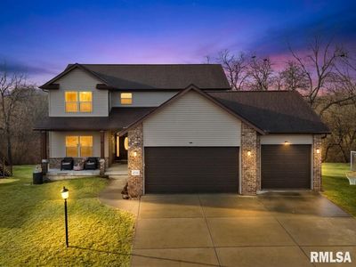 2714 W Stonehenge Ct