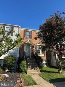 Property at 6989 Villa Del Rey Ct, Springfield, VA