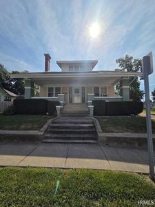 618 S Main St