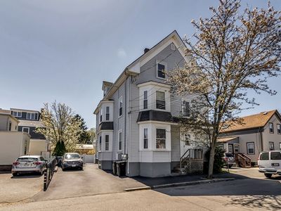 6 Pearl St