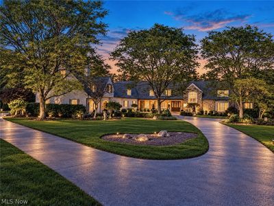 809 Village Trl