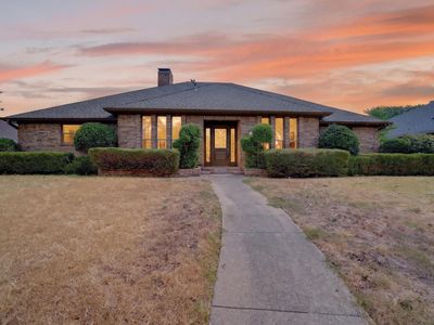 10130 Woodlake Dr