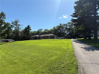 6306 SE Highway 169 Hwy