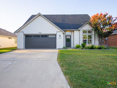 7720 Hawthorn